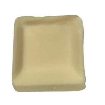 Soap sample showing the slight whitening effect of Bedazzled Mica MMO