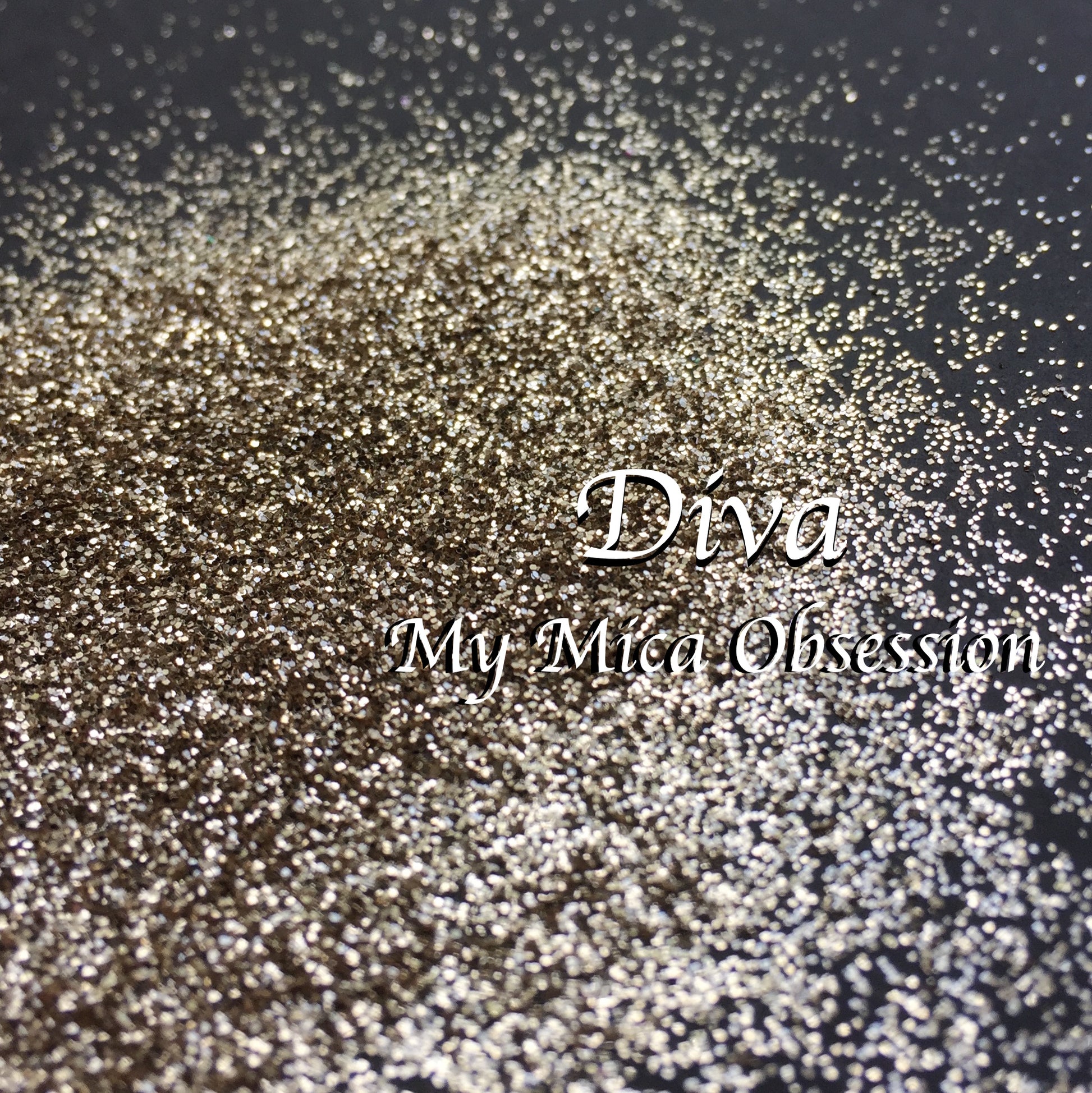 Pewter coloured Diva - Metallic Glitter MMO