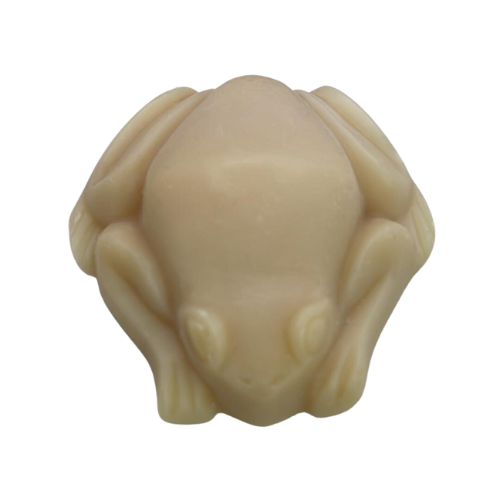 Light tan frog soap to show the colour Fruits of Summer fragrance oil turns soap