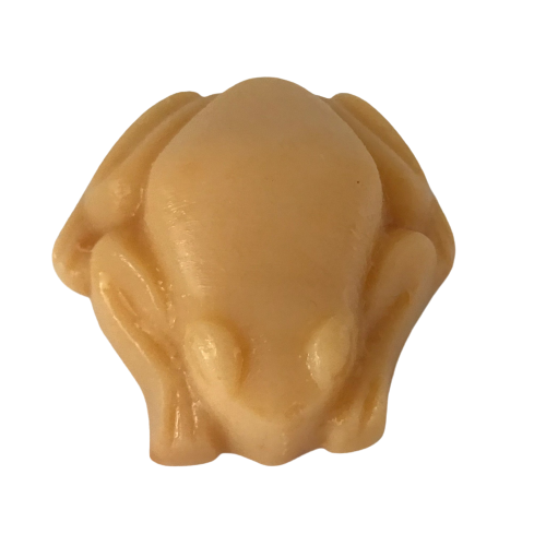 Yellowed tan frog soap to show discolouration when used in this medium